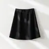 Colección de otoño 2026 casual estilo coreano: falda corta elegante de línea A, que favorece la figura, de cintura alta y estilizante, perfecta para el trabajo y fácil de combinar con cualquier atuendo