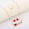 Reloj cruzado emparejado con juego de joyería colgante de corazón letra MAMA anillo pendientes regalo para madre regalo de nuevo estilo