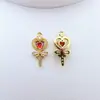 Pingente de Coração Dourado Cobre Banhado a Ouro Preserva Cor Microincrustado Zircônia Acessórios de Material Artesanal para Pulseira Colar Joias