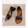 Pantuflas de una tira estilo europeo y americano para mujer, versátiles y elegantes para usar en exteriores, nuevas sandalias planas de moda coreana de verano para mujer