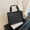 Bolsa de Ombro Grande Capacidade Personalidade Moda Tendência Bolsa Tote Simples Xadrez Nova Bolsa de Mão para o Dia a Dia 2025 Bolsa de Pendurar