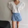 Chique Coreano 2026 Verão Novo Design Francês Estiloso Gola V Moda Manga Bufante Blusa Top para Mulheres