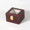 En stock caja de almacenamiento de relojes con pintura roja a prueba de polvo con tragaluz caja de exhibición de pulseras de reloj caja de colección