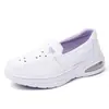 Zapatos Médicos de Enfermera Morados de Nuevo Estilo con Agujeros para Verano, Transpirables, Cómodos, Duraderos, de Suela Gruesa, sin Cordones, de Suela Suave, Disponibles para Dropshipping