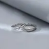 Anillos de Pareja para Hombres y Mujeres con un Suave Diseño Envolvente, Estilo Coreano y Japonés, Anillos Minimalistas Simples de Moda con un Diseño Único de Nicho y Emparejamiento Abierto