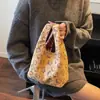 Bolsa de Mão Pequena Fresca Estilo Novo Coreano Bolsa de Balde Nicho Bolsa de Mão Casual Versátil Bolsa de Ombro Bolsa Portátil Decoração