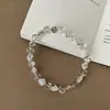 Pulseira Elástica com Cordão Transparente de Cristal Metálico Irregular para Mulheres Simples Personalidade Moda Tendência Versátil Acessório de Mão
