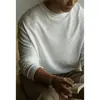 Estilo Old Money Mezcla de Algodón Cómodo Punto Cuello Redondo para Hombre Temporada Primavera 2026 Texturizado Casual Nuevo Camiseta de Manga Larga