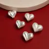 Contas em prata 999 pura em formato de coração com furos para montagem DIY, charm tridimensional feminino, presente para namorada ou melhor amiga