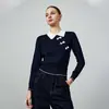Novo Suéter de Malha Azul Marinho com Gola Lapela e Botões Estilo Chinês para Mulheres, Novo Design Primavera Cedo 2026, Top de Moda Niche