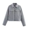 Jaqueta curta de lã feminina com gola virada e zíper, estilo workwear com bolso duplo simples, disponível para atacado no outono e inverno