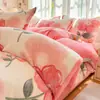 Juego de Ropa de Cama Gruesa de Invierno con Copos de Nieve de Leche de Felpa Cuatro Piezas Juego de Tres Piezas de Sábana de Felpa de Doble Cara, Franela, Felpa de Coral, Funda de Edredón