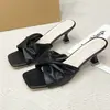 Sapatos Europeus e Americanos Transfronteiriços Meio Abertos Salto Gato Francês Salto Alto Roupa de Praia Exterior Chinelos de Salto Alto Torcidos Atacado Feminino Tamanho Plus