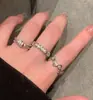 Anillo abierto geométrico estilo frío diseño de nicho femenino anillo liso moda simple personalidad anillo de pareja de circonita