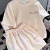 Roupas de Corrida Conjunto Esportivo Feminino 2024 Chegada de Verão Elegante Solto Manga Curta Shorts Moda Casual Conjunto de Duas Peças