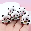 Panda Sonrojado de Dibujos Animados Adorno de Animal de Resina 3D Llavero Colgante Creativo Decoración de Escritorio Coche Micro Paisaje