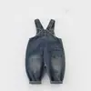 Pantalón de mezclilla unisex para niños de primavera y otoño Mono elegante para bebé Personalidad infantil Marca de moda Estilo coreano Mono de dibujos animados en 3D