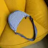 Bolso Dumpling de Cuadros Ligero de Moda Estilo Japonés Bolso Cruzado Simple Casual de Media Luna para Mujer Versátil para el Trabajo de un Solo Hombro Pequeño Bolso Cruzado