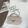 Bolsa de Corrente com Padrão de Diamante para Mulheres 2026 Nova Moda Bolsa de Ombro para Mulheres, Pequena Bolsa Transversal para o Dia a Dia Estilo Chanel com Acabamento de Luxo