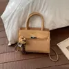 Bolso Pequeño Cuadrado de Nicho para Mujer 2026 Nuevo Diseño Bolso Elegante Bolso de Mano Simple y Elegante Hermoso Bolso de Hombro Cruzado