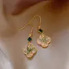 Nuevos Pendientes de Abanico con Perla y Circonita Estilo Chino para Mujer Pendientes de Botón de Lujo Ligero de Alta Gama Estilo Chino Temperamento de Nicho Joyería Versátil para Orejas