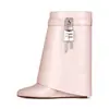 2026 Novo Modelo Botas Curtas Femininas de Salto Alto com Cano Largo, Fivela, Borda de Saia, Salto Ultra-Alto, Bico Redondo, Cabedal em Couro e Zíper