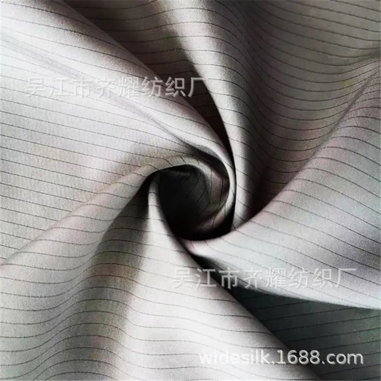 src=http___p6.itc.cn_images01_