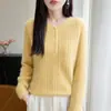 Suéter de punto trenzado con cuello en V estilo lady para mujer, color liso, jacquard suave, suéter de punto con botones, capa base interior