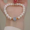 Pulsera de Perla de Agua Dulce Ovalada y Aguamarina, Lujo Ligero, Suave, Dulce, Simple, Moderna y Elegante Pulsera de Ágata Roja