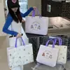 Bolsa tote de tecido não tecido suave estilo coreano, embalagem para loja de roupas femininas estilo ins, bolsa de compras de presente personalizada à prova d'água e ecológica