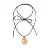Collar con Colgante Irregular Hueco de Metal Transfronterizo Europeo y Americano, Geométrico, Rosa, Nudo de Línea Encerada