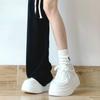 Zapatos Blancos de la Fuerza Aérea de Gama Alta de 6 cm de Zhao Lusi para Mujer 2024 Nuevos Tenis Versátiles Casuales de Campus para Mujer con Suela Gruesa