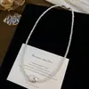 Collar Pequeño de Perlas de Agua Dulce Irregulares Moda de Lujo Ligero Perla de Agua Dulce Rayada Barroca Gargantilla de Diseño de Nicho