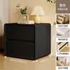 Mesa de noche moderna y sencilla, Almacenamiento de madera maciza estilo crema, No requiere instalación, Nueva mesa de noche de lujo ligero, Adecuada para dormitorio y uso en el hogar