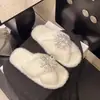 Pantuflas de felpa con pedrería sin cordones para otoño e invierno, pantuflas de moda para exteriores, pantuflas de algodón de moda para mujer, diseño de fuegos artificiales de color sólido