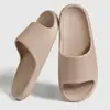 Zapatillas de EVA con sensación de pisar caca para hombre mujer verano suela gruesa oferta especial supermercado baño antideslizantes interior exterior hogar doméstico