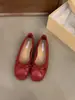 Zapatos planos, pequeños y elegantes para mujer, nueva colección primavera/otoño 2024, bailarinas rojas de primavera, estilo francés, zapatos de noche suaves y elegantes
