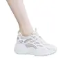 Zapatillas Chunky de Plataforma para Mujer con Aumento Oculto de Altura, Malla Transpirable, Suela Gruesa, Modelo Popular para el Verano de 2026, Zapatos Deportivos de Malla para Mujer, Tenis Blancos