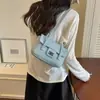 2026 Novo Estilo Fragrante Fashion Primavera/Verão Cor Sólida Nicho Bolsa Quadrada Pequena High-End Versátil para o Dia a Dia Ombro Único Bolsa de Axila