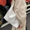 Bolsa Tote Retrô Tendência para Mulheres 2025 Novo Estilo Bolsa de Ombro de Alta Qualidade para o Trabalho e Deslocamento Bolsa de Ombro de Grande Capacidade