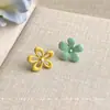 Pendientes de Tachuela Asimétricos Estilo Ab con Bloques de Color Dopamina, Laca Color Caramelo, Flor Hueca, Pendientes Dulces Nuevos para Mujer, Fábrica