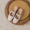 Sandalias de Tira Abiertas Plateadas para Mujer, Nuevas de 2026, de Moda, Versátiles, Planas, de Verano, para Exteriores, Mules a Medio Caminar con Aumento de Altura