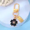 Llavero Colgante de Flor de Cerezo de Metal Estilo Japonés para Niñas, Encanto de Flor Linda para Bolso, Decoración para Estuche de Auriculares Regalo