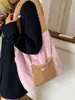 Bolsa de Hombro Popular de Lana de Cordero Otoño e Invierno para Mujer 2025 Nuevo Estilo Coreano Gran Capacidad Moderna Bolsa de Felpa