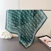 Pañuelo de Seda Estilo Europeo y Americano, Versátil y de Alta Gama, con Estampado Paisley, Pañuelo Cuadrado de Seda Artificial, Chal, Pañuelo para el Cuello, Pañuelo Cuadrado Pequeño, Pañuelo para la Cabeza, Bufanda para Mujer