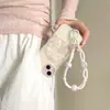 Funda para iPhone 16promax con Oso y Conejo de Lazo para Apple 15Pro Cadena para Colgar 14/13 Femenina 12