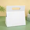 En stock caja triangular bolso de una pieza caja plegable caja de regalo para recuerdo boda negocio moda caja plegable caja dura