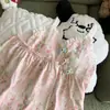Conjunto de Pijama de Camisola y Shorts Estilo Deseo Puro para Mujer, Nuevo Verano 2026 Estilo Dulce de Crayon Shin-chan con Sujetador Incorporado, Conjunto de Ropa de Casa