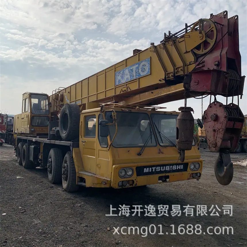 50 ton kato truck crane (6)