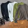 Alfaiataria 3D/design verde-matcha básico fácil de usar, excelente caimento, ombros retos, modelagem que afina a silhueta, corte multipainel, camiseta de manga longa desconstruída com costura de quatro agulhas